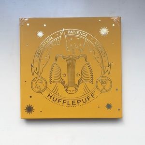 HUFFLEPUFF HARRY POTTER X ULTA EYESHADOW PALETTE